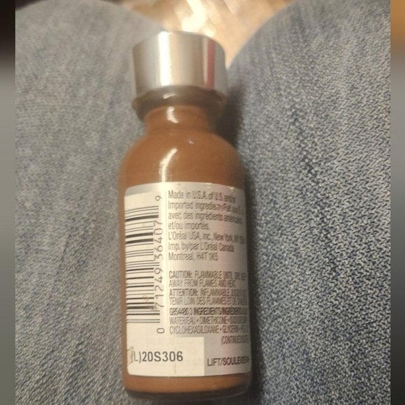 True match L'Oreal liquid foundation - Picture 3 of 3